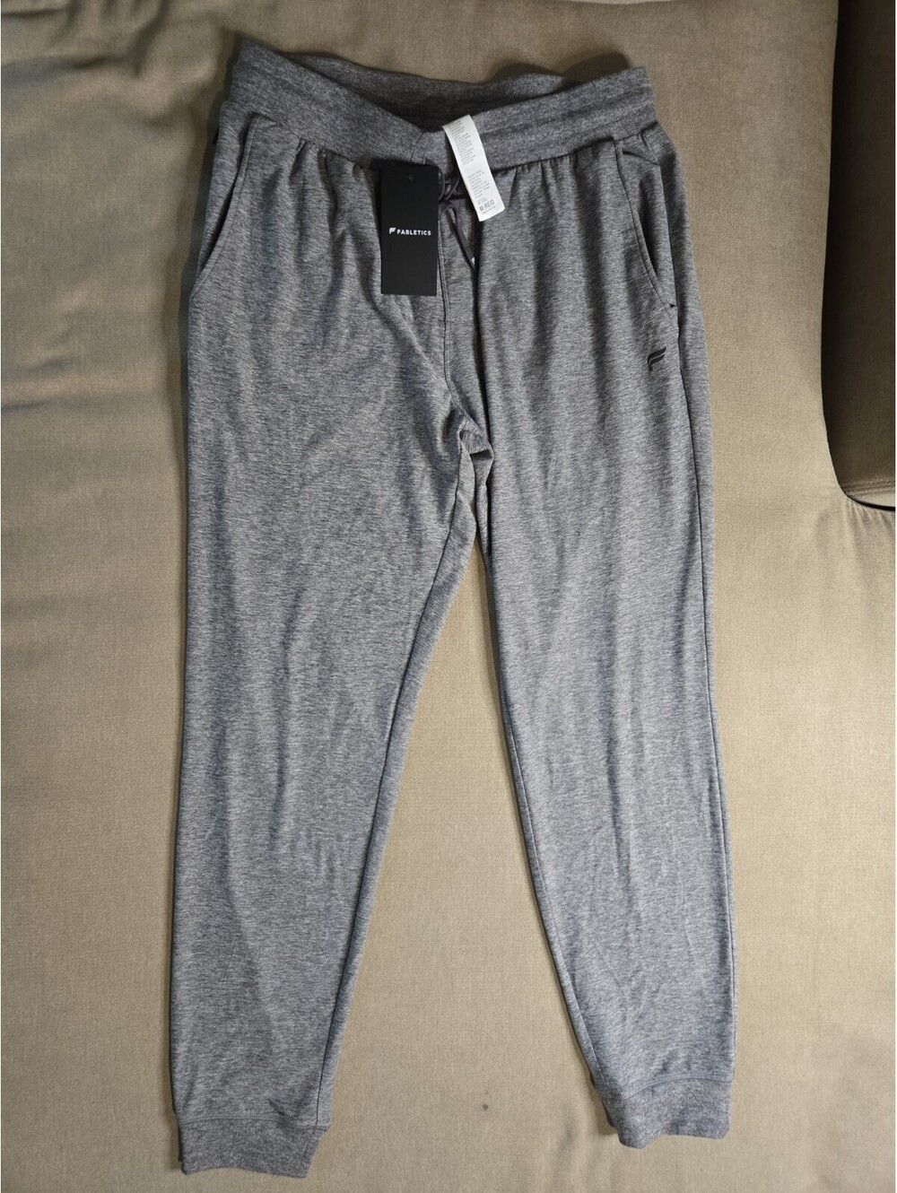 Fabletics Mens Gray Athletic Jogger Pants Size Medium Tapered Stretch